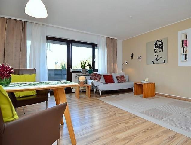 Riesling - Helle Und Grosszuegige Wohnung Mit Guter Anbindung ไมนซ์ ภายนอก รูปภาพ